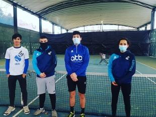 Entrega de nuevas equipaciones